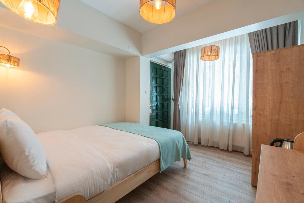 Aya Butik Otel Адалар Экстерьер фото