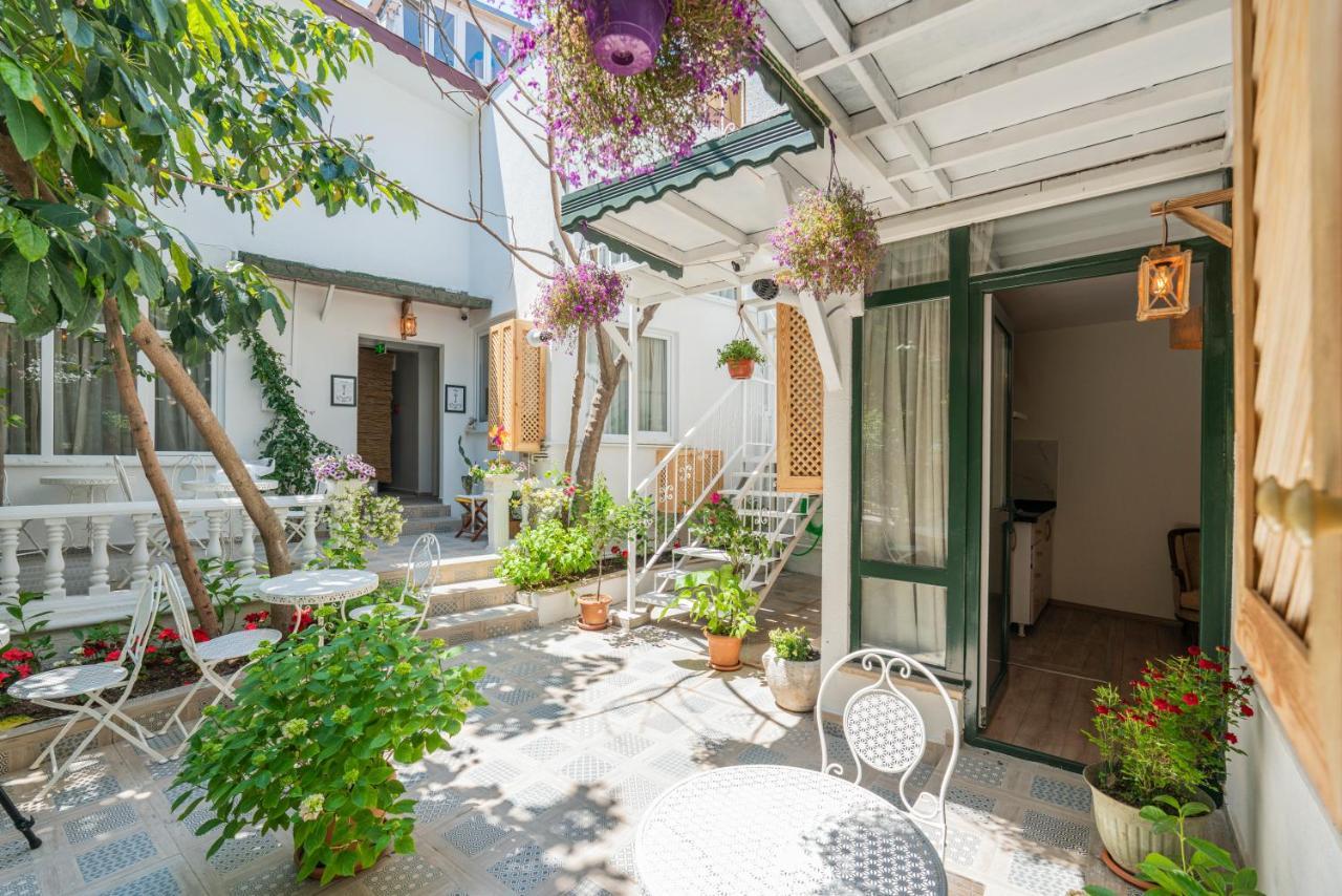 Aya Butik Otel Адалар Экстерьер фото