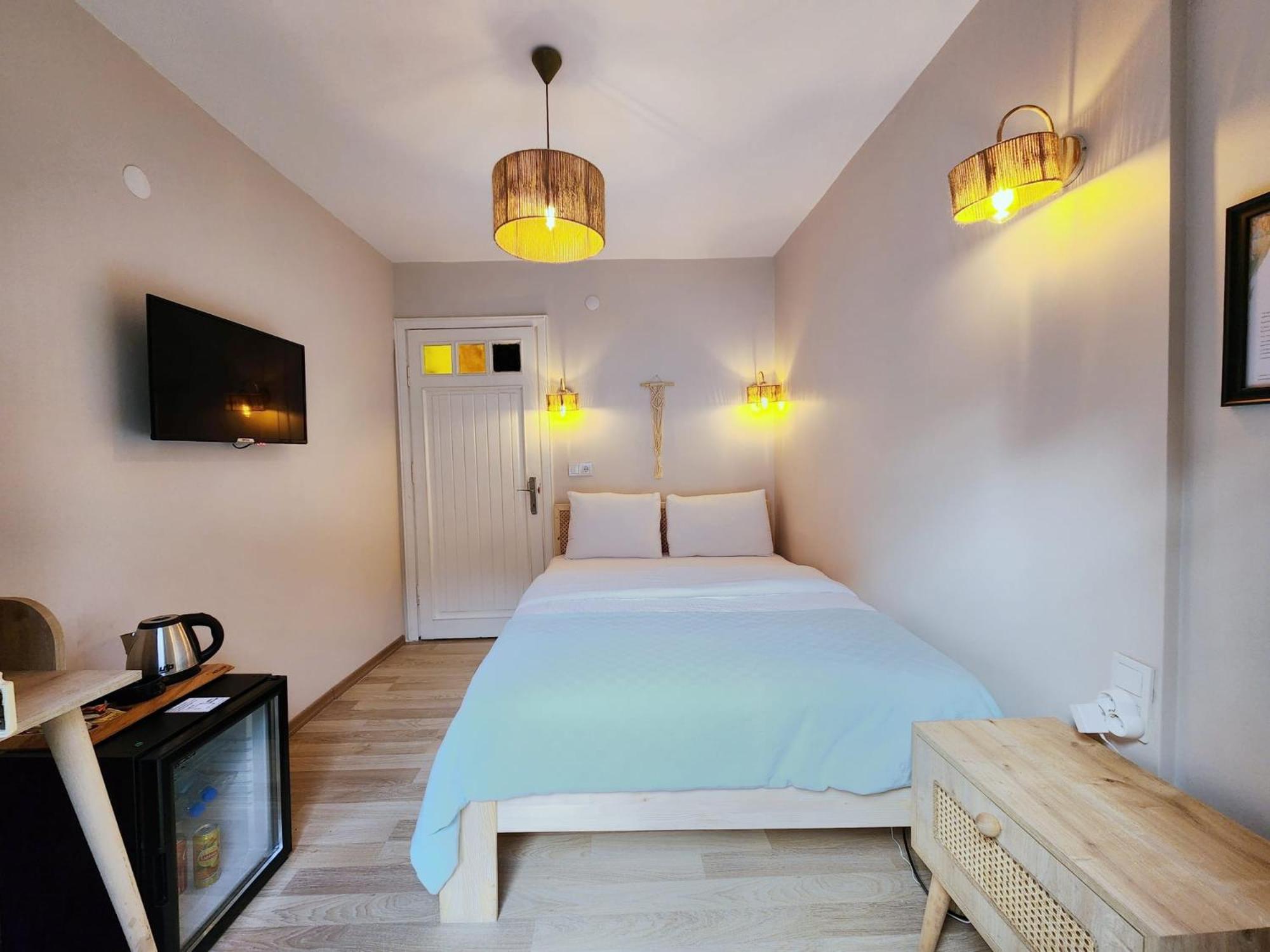 Aya Butik Otel Адалар Экстерьер фото