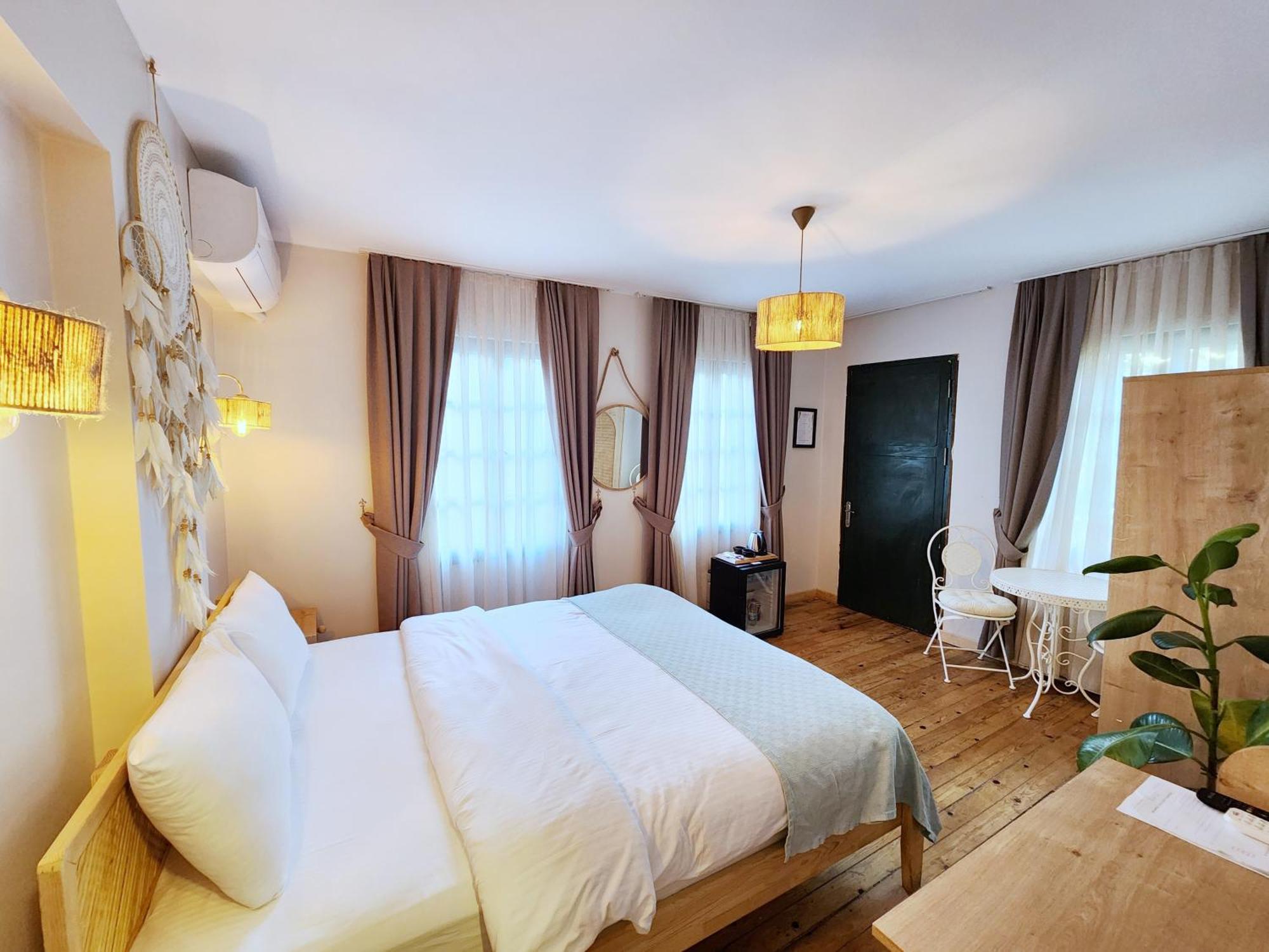 Aya Butik Otel Адалар Экстерьер фото