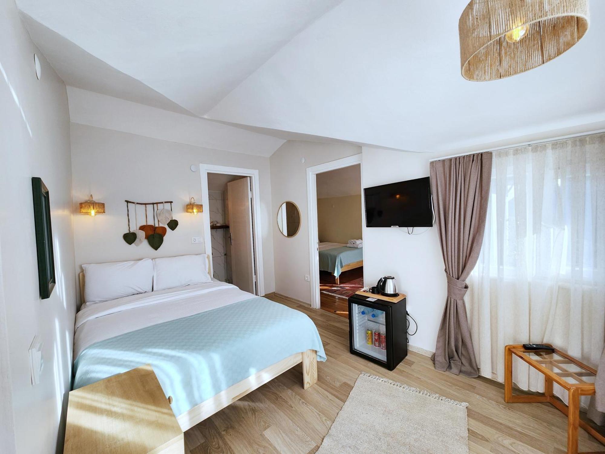 Aya Butik Otel Адалар Экстерьер фото